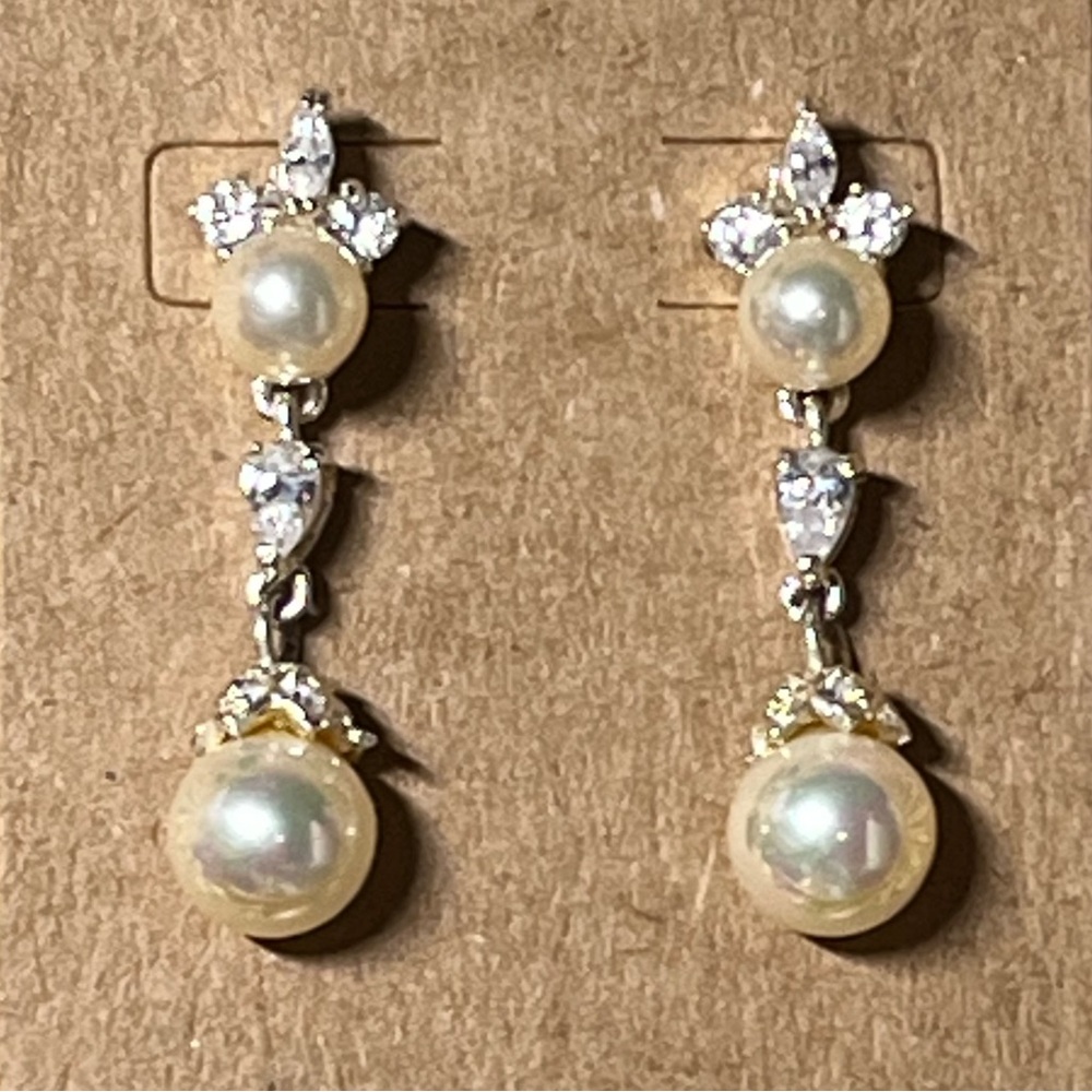 Silvertone Pierced Dangle Earrings Faux Cream Pearls Sparkly Clear Rhinestones